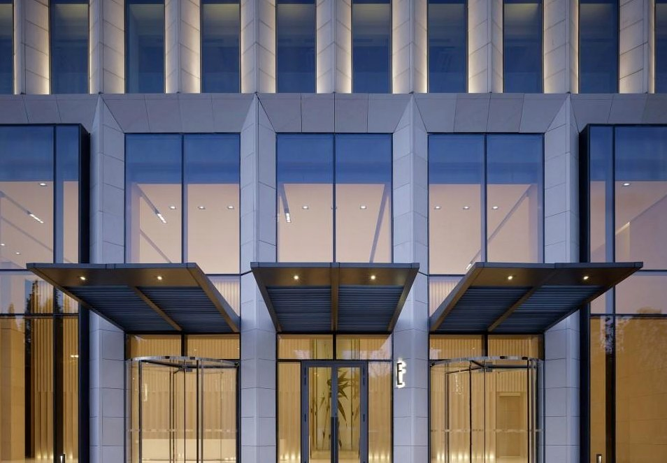 Steel Curtain Wall Support System, High Safety, Strong Wind Resistance for High-Rise Buildings.