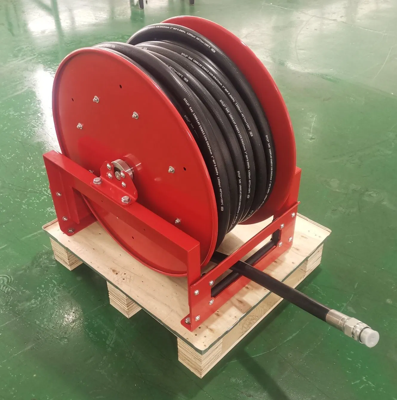 Automatic Hose Reel with Swivel Joint Retractable 3/8 Inch Steel Pipe Reel