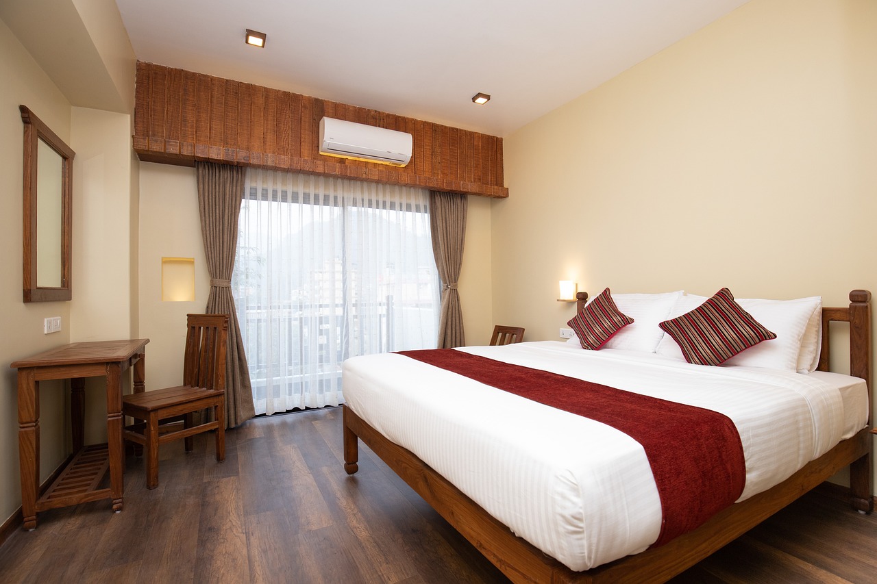 Мебель для отелей и вилл деревянная комплект