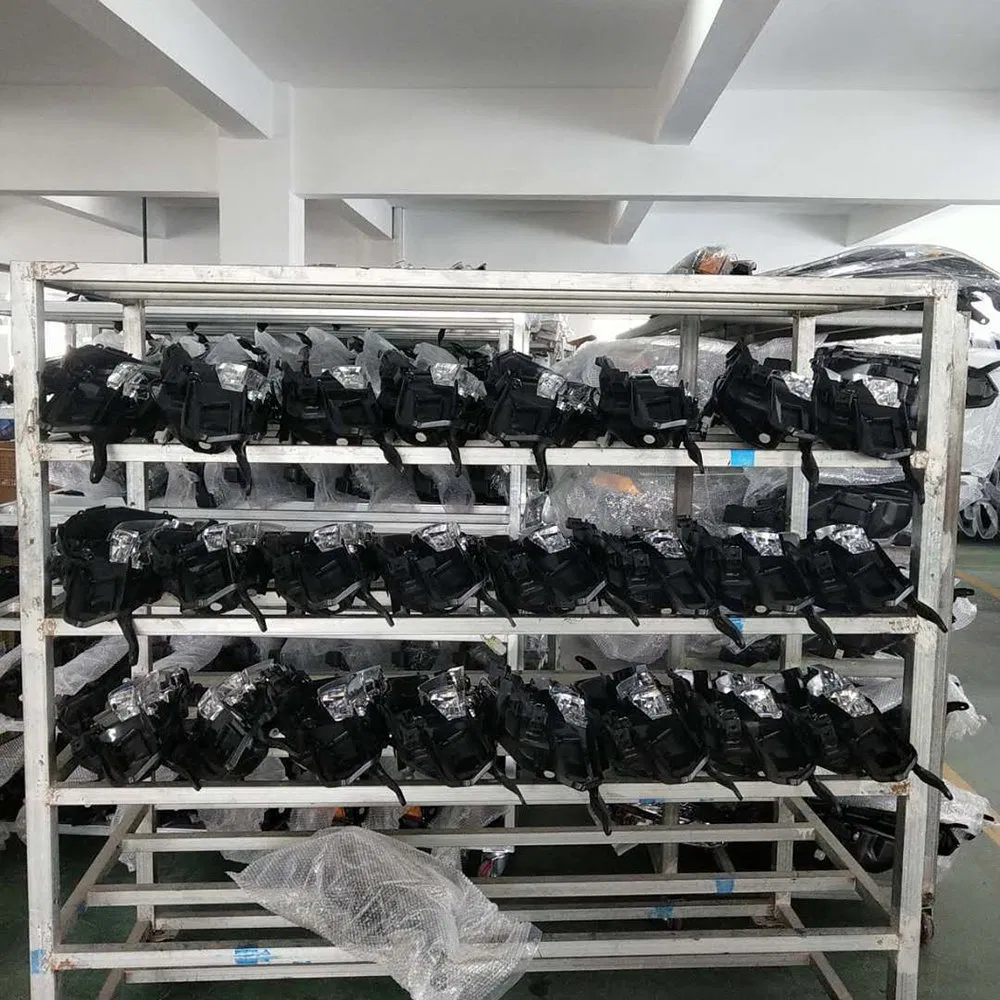 Светодиодная лампа заднего фонаря для Toyota Camry 2021 (XLE, XSE)