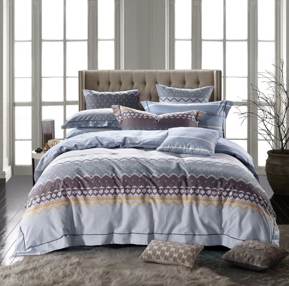 Latest New Design Luxury Quality Bedroom Set Bed Sheet