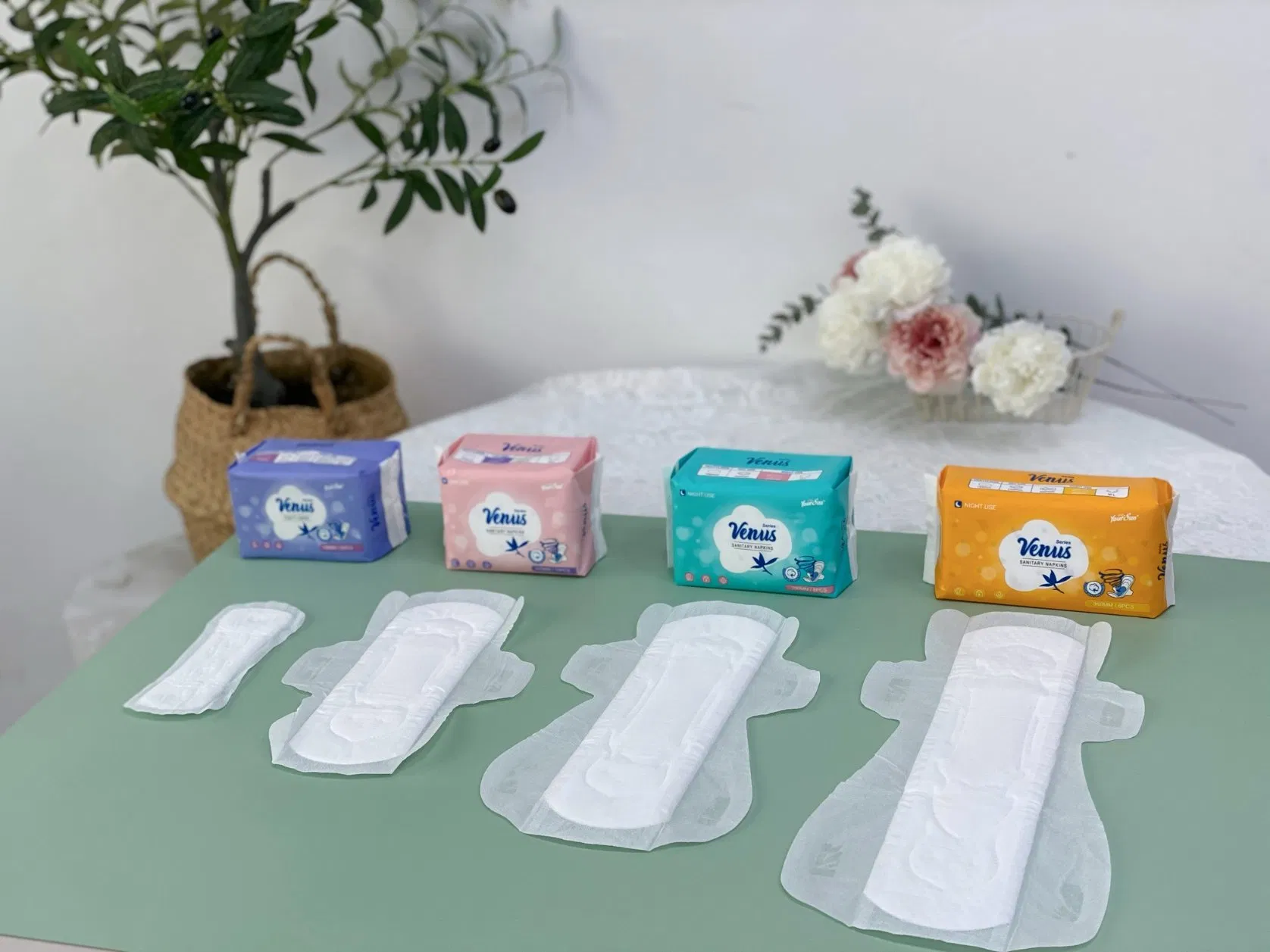 Ladies Sanitary Products Cotton Sanitary Napkins Lady Use