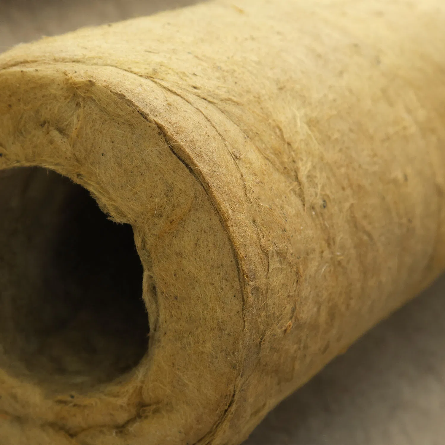 Dongtang Building Material Insulation Industrial Insulation Rockwool Rock Wool Insulation Pipe