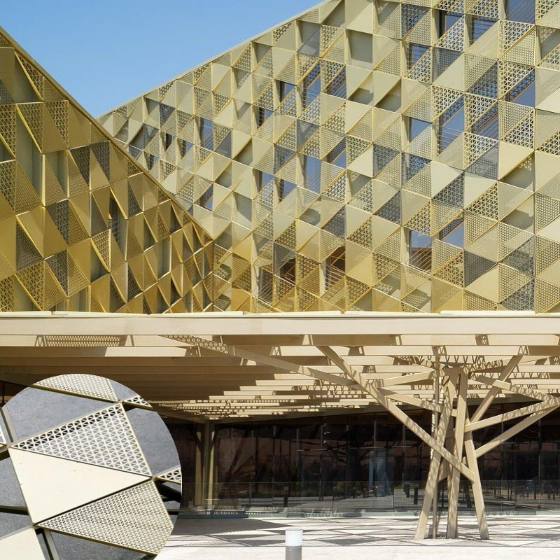 Customized Metal 3D Triangle Perforated Aluminum Panel Exterior Decoration Material Curtain Wall