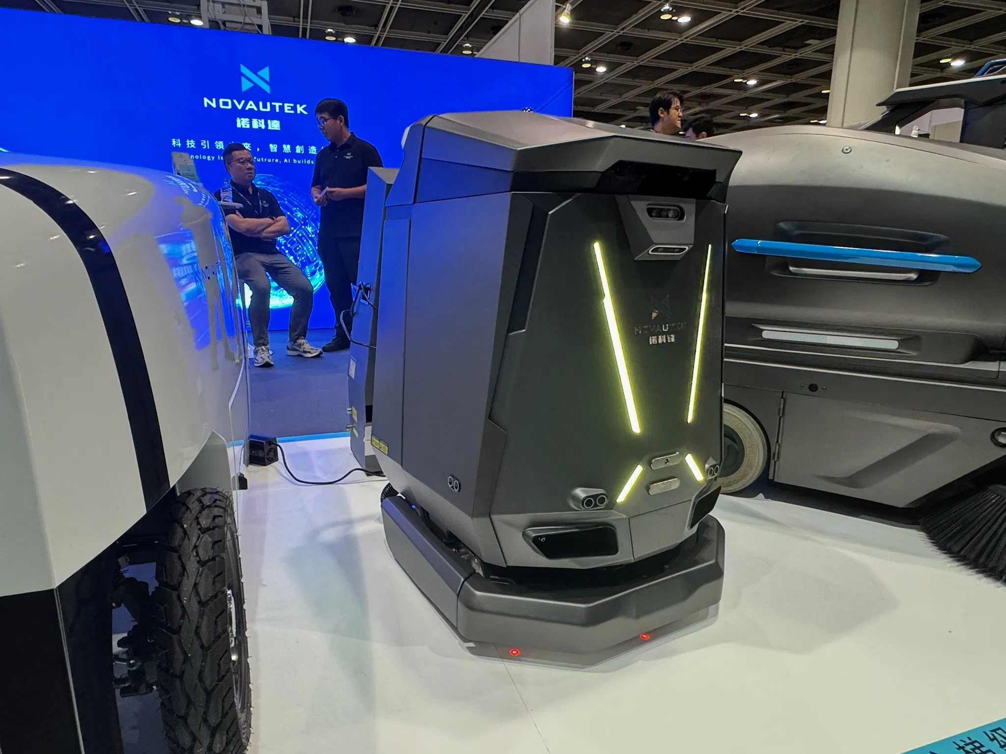 Indoor Industrial Ai Cleaning Robot Sweep Robotic Commercial Cleaning Equipment