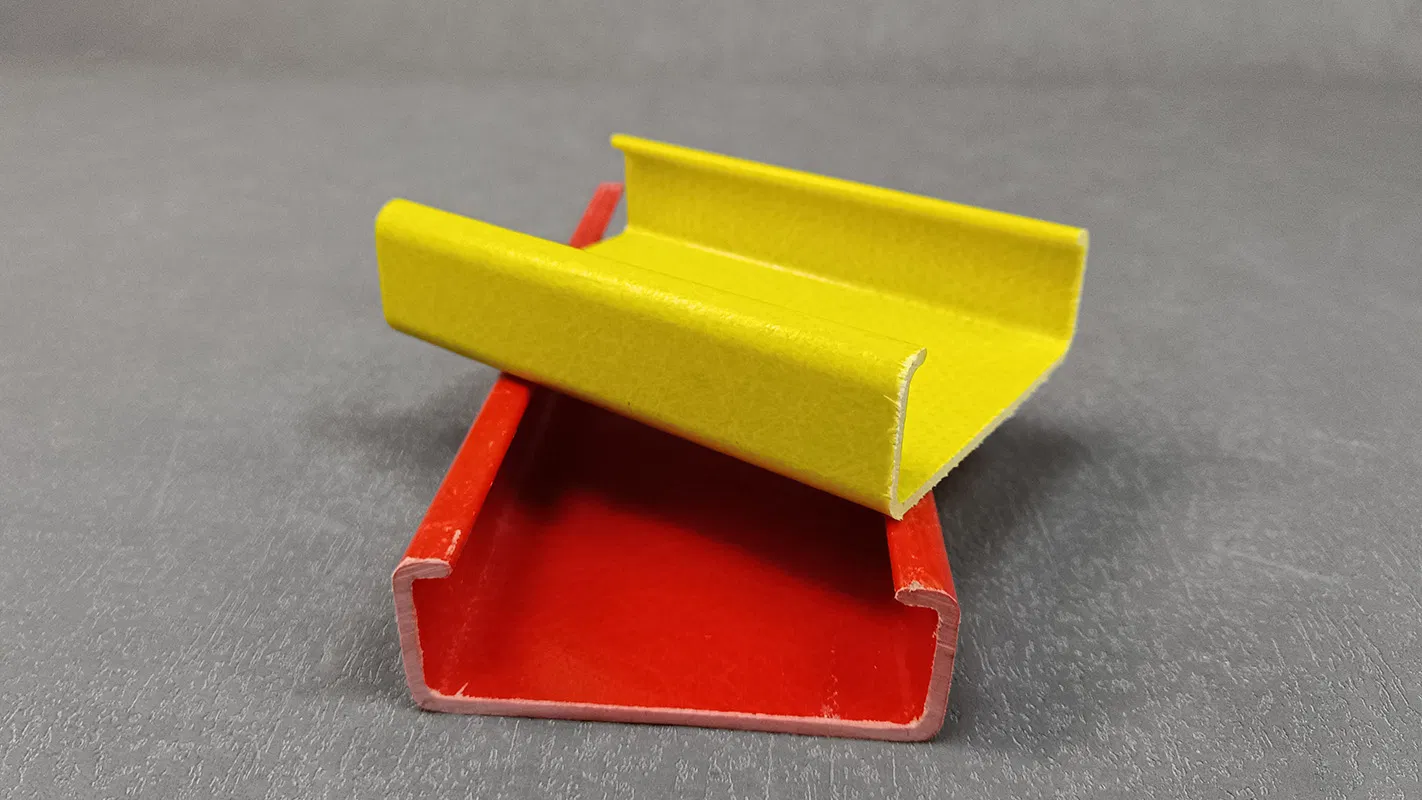 High Quality High Strength Fiberglass FRP GRP Pultruded U / C Channel Profile for Support