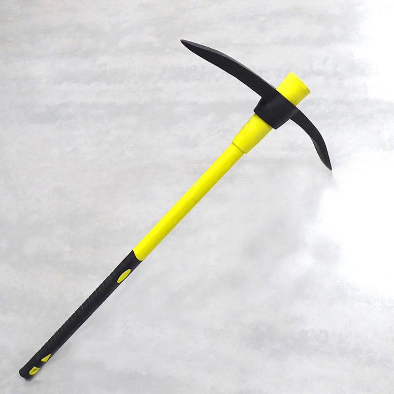 Factory Wholesale South America Africa Market Garden Pickaxe with Fiberglass Handle