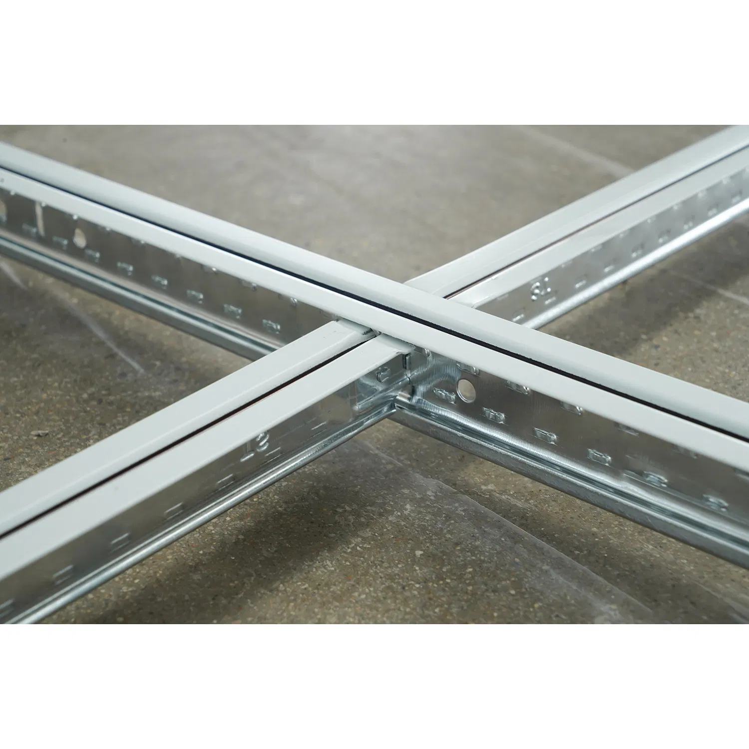 Metal/Aluminium/Steel Ceiling T-Grids Factory Galvanized Grooved T-Grid/T Bar for Ceiling Suspension T-Bard
