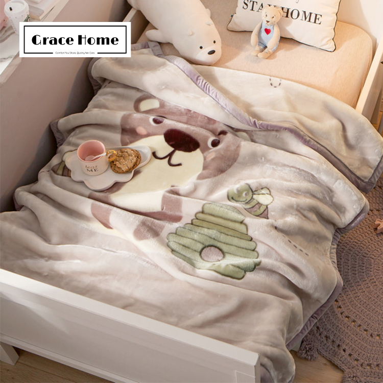 Детское двустороннее флисовое одеяло с мультяшным принтом