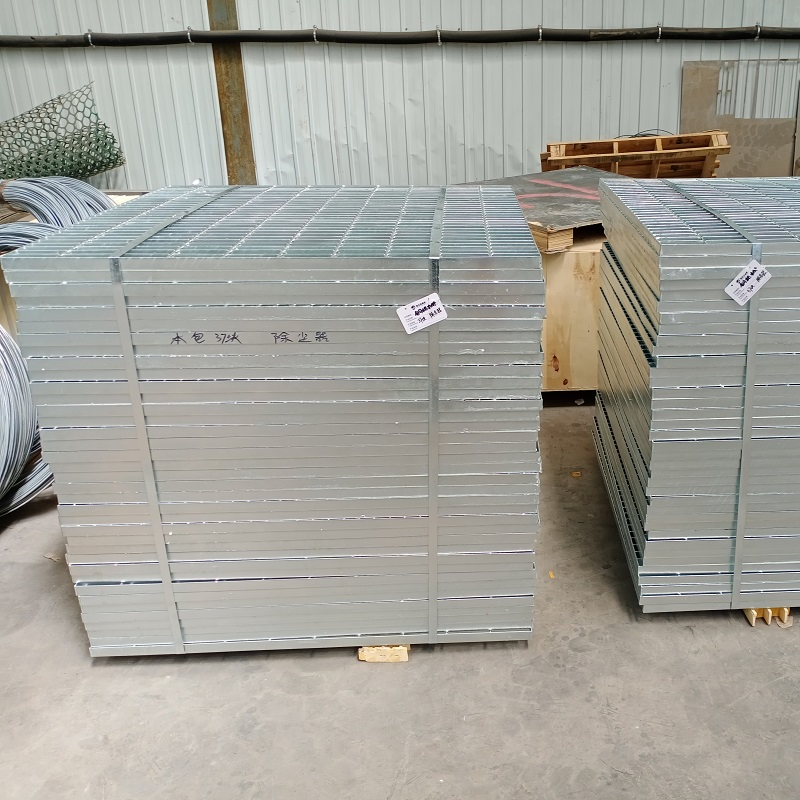 Galvanized Steel Bar Grating for Manhole Cover, Stair Tread, Floor Drain Grate
