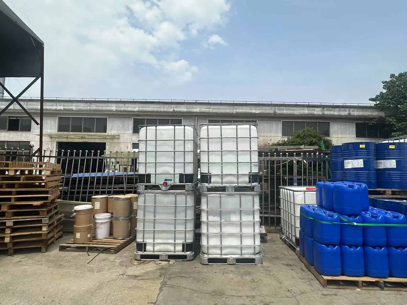 Premium-Grade Coating Auxiliary Thickener Viscosity Regulator Polyurethane Rheology Additive 120kg