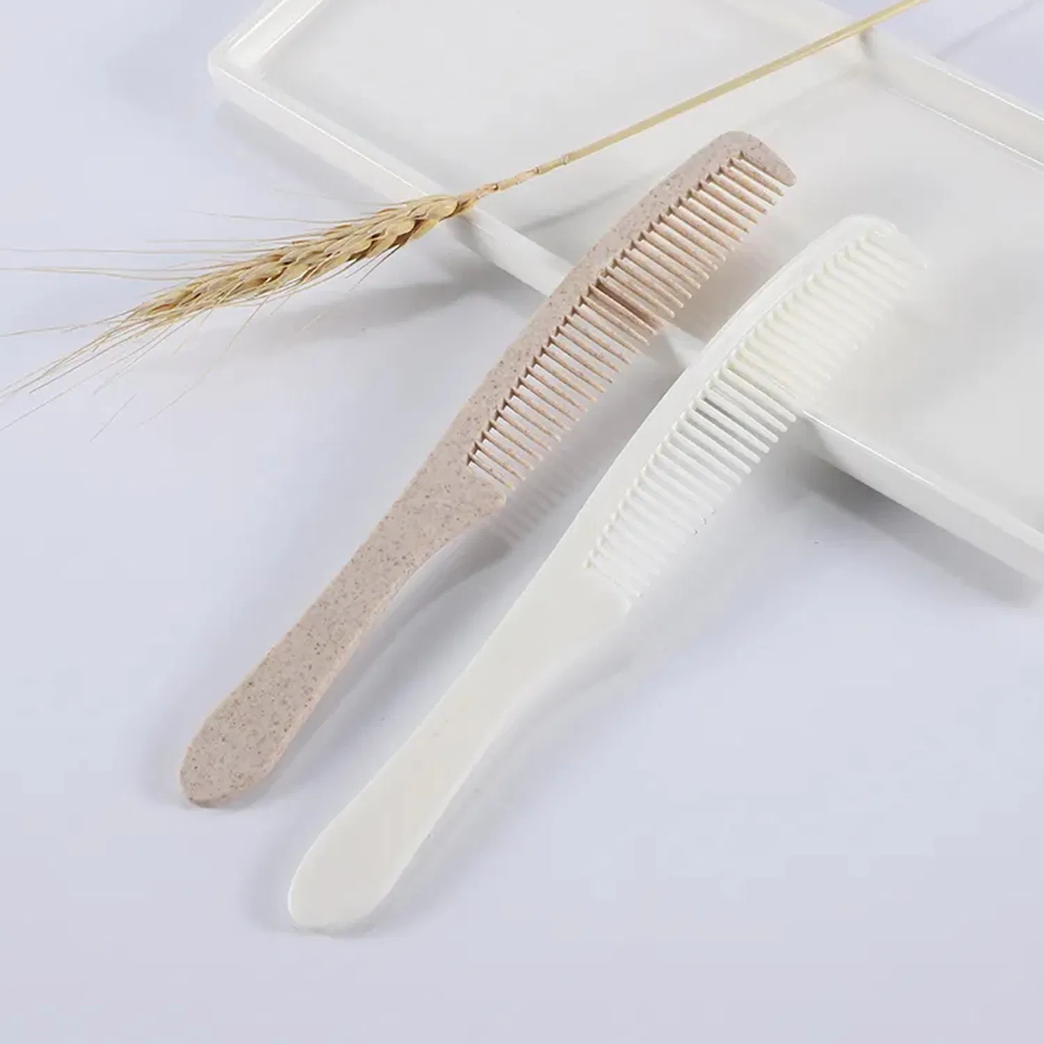 Wholesale Price Home Travel Disposable Plastic Hotel Hair Comb