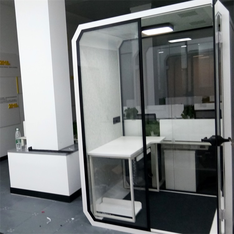 Customized Mobile Soundproof Room Office Telephone Booth Work Pods Easy Installation Luxury Room