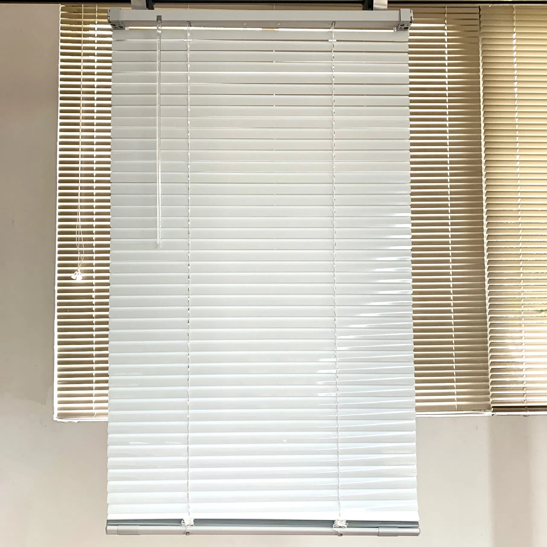 Installation Free Magnet Window Curtain No Drill Cordless Aluminum Venetian Metal Blind