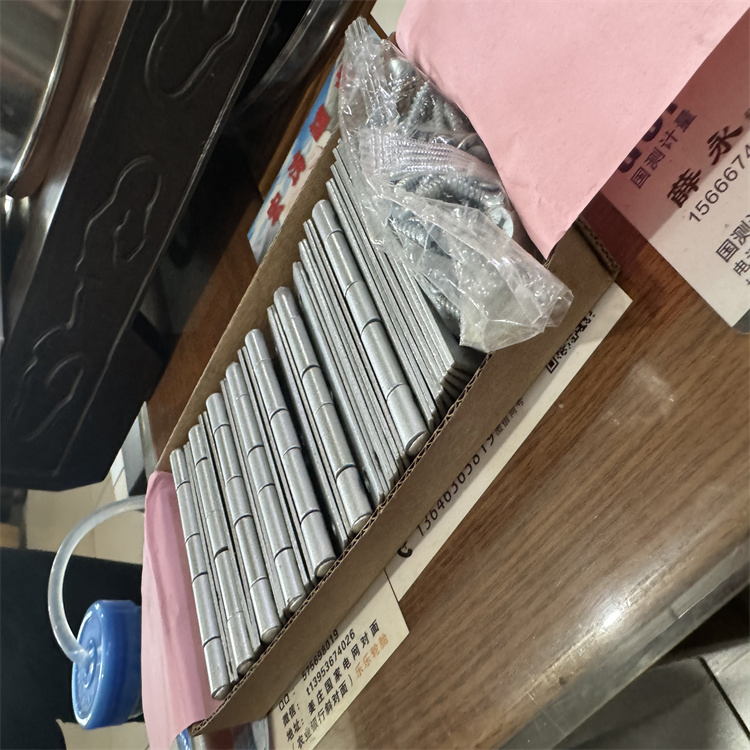 Q195 Q235 Grade Heavy Duty Metal Hinges with Short Delivery Time