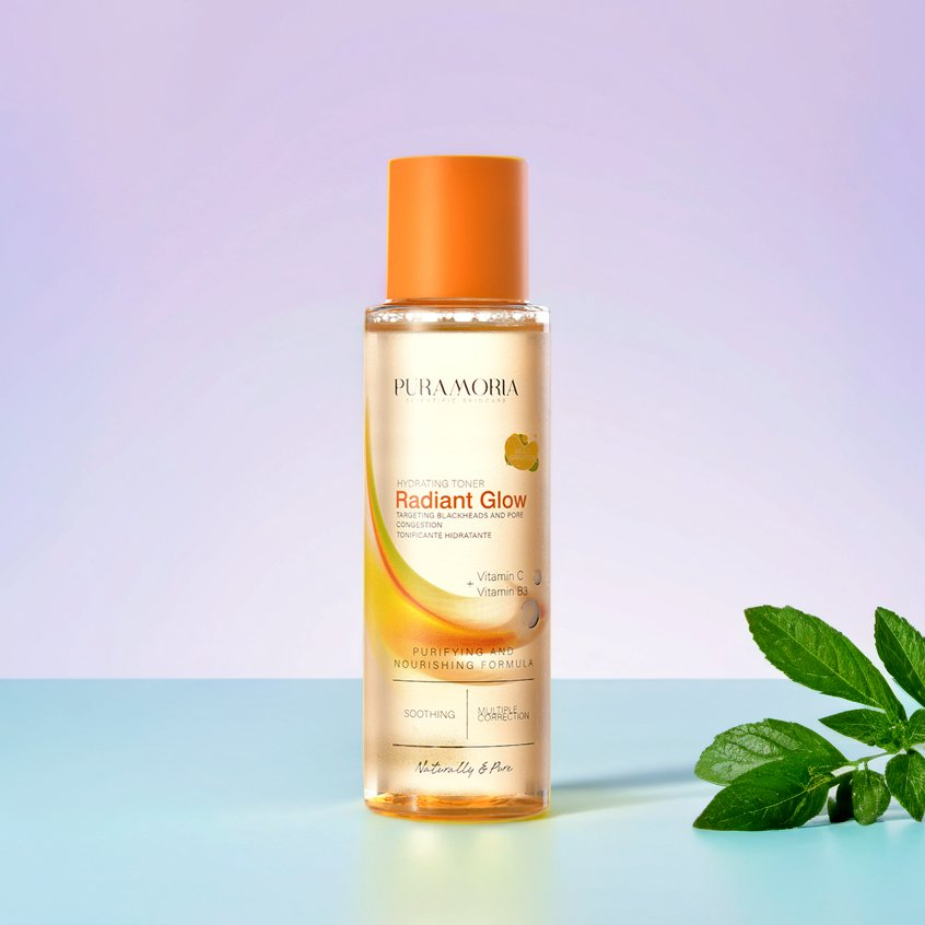 Revitalizing Hydrating Toner Infused with Vitamin C & Niacinamide