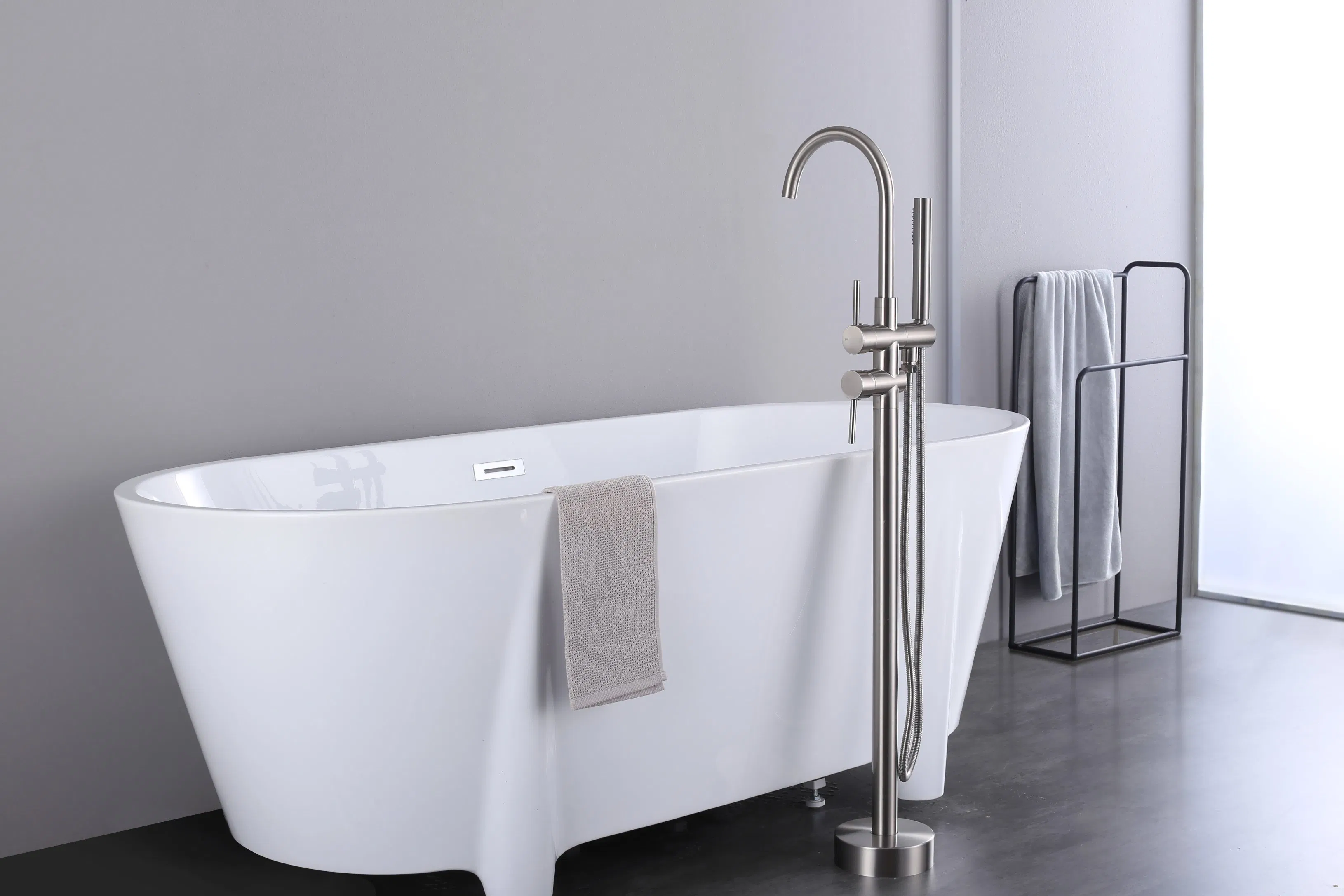 Напольный смеситель для ванны из нержавеющей стали с душем