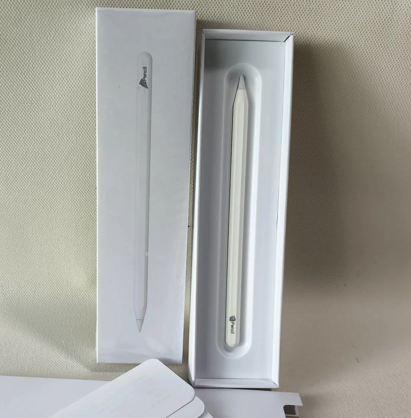 AAA+++ Awesome Hit 1: 1 Magnetic Imitation Pen Tablet Special Pencil 2gen Stylus Drawing Writing Pen Touch Pen Enjoyable Writing and Drawing Magnetic Charging