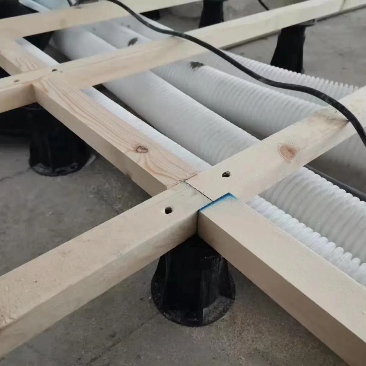 Self Leveling Pave Decking Adjustable Support for Raised Floor Plastic Pedestal