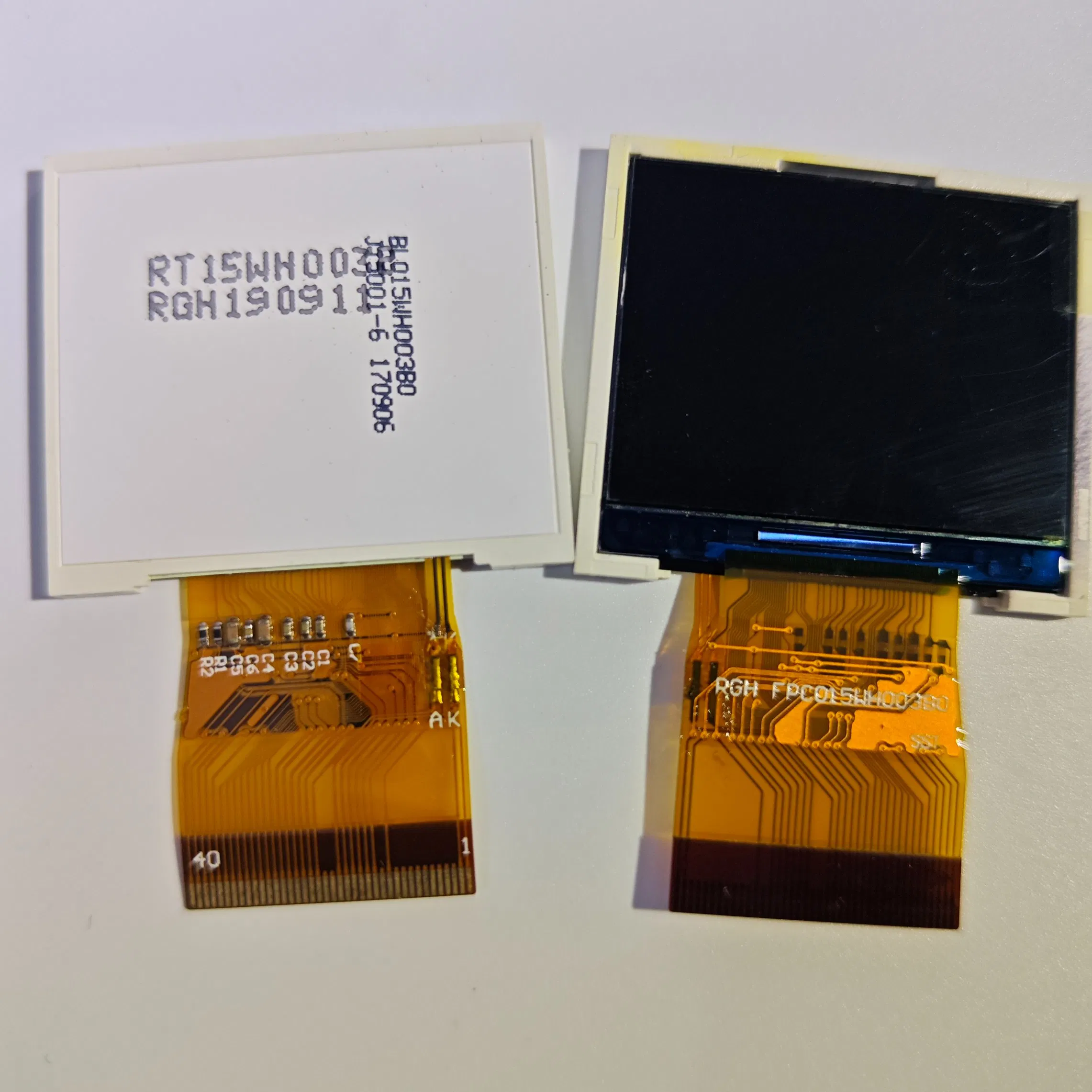 Rgh 1.5 Inch TFT 40 Pin TFT LCD Display RGB Interface LCD Display Screen