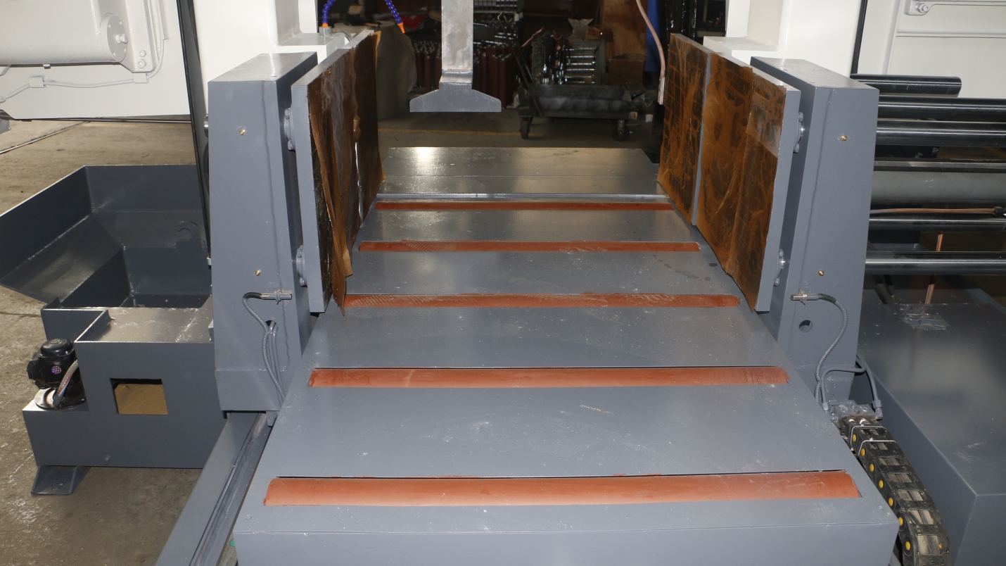 Ленточная пила по металлу автоматическая гидравлическая GZ4246NC