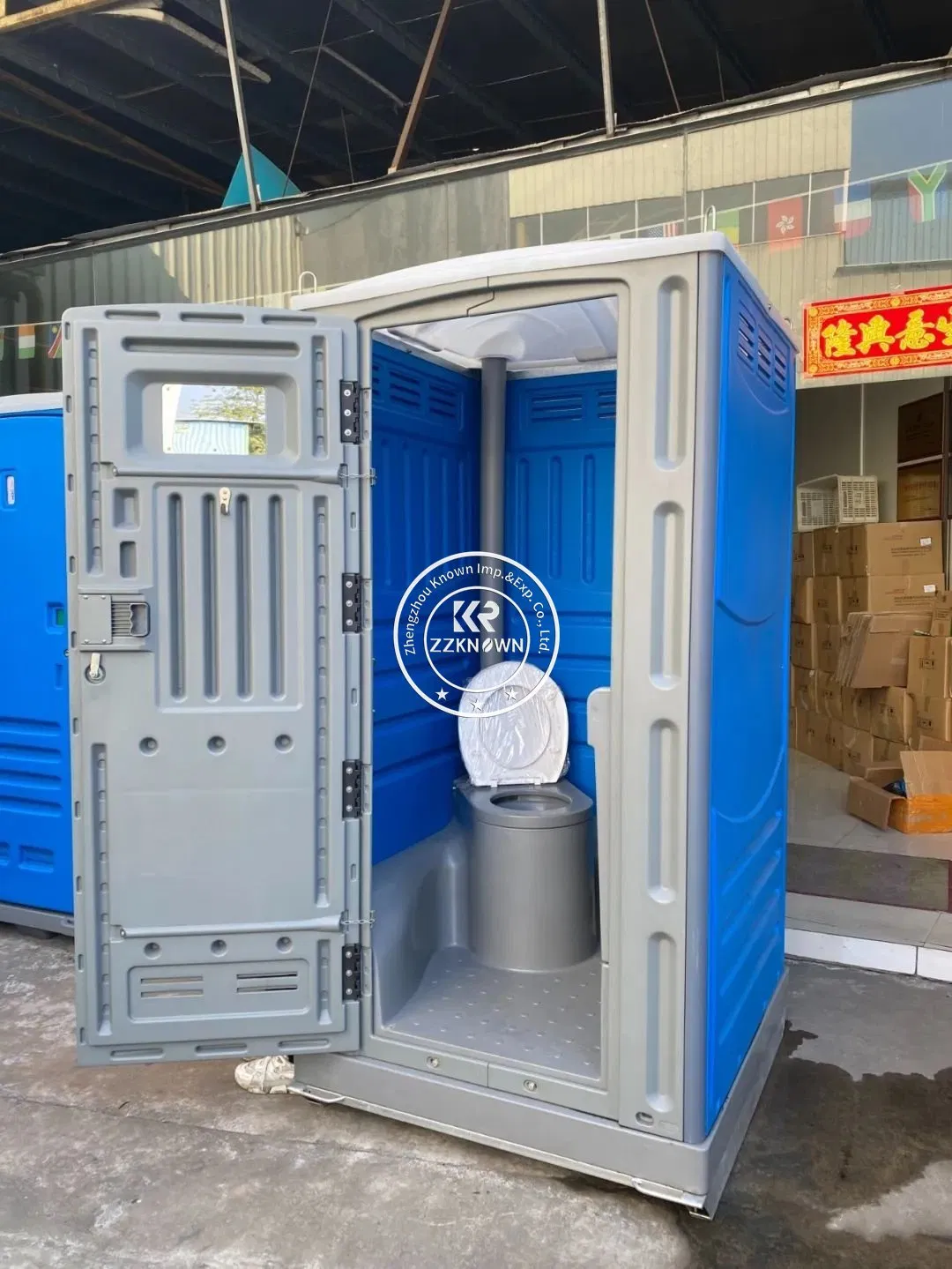 2025 Modern Portable Flushable Toilet Tank China Mobile Design with Container Material