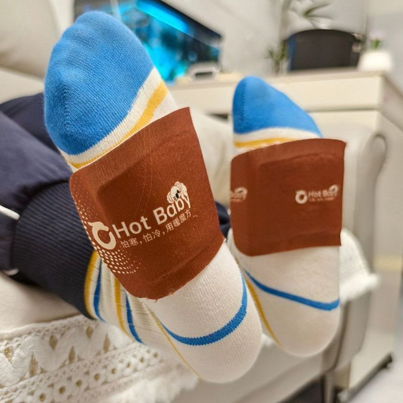 Thermal Touch Warming Hand & Foot Comfort Warmer Patch Self-Heating Pack for Winter Warm