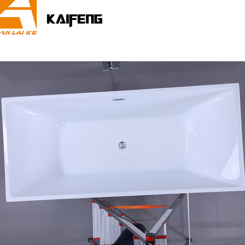 Акриловая отдельностоящая ванна KF-739