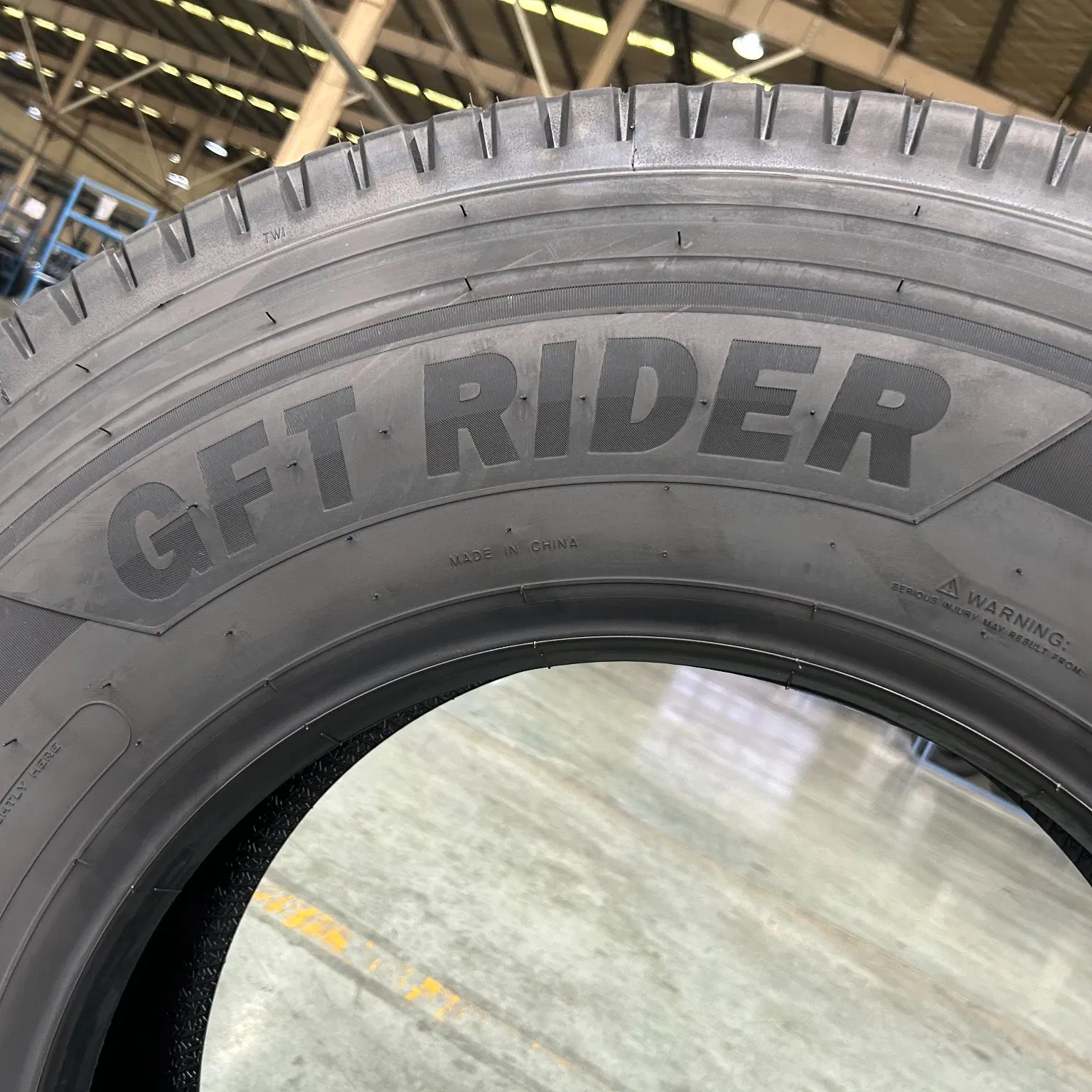 Long Haul Regional On-Off Road All Steel Truck and Bus Radial GFT Rider Semes Brand Tyre