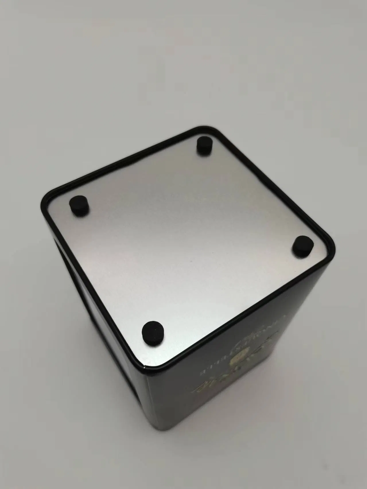 Customized Coffee Shop Restaurant Decoration Tinplate Tissue Box Ring Napkin Holder