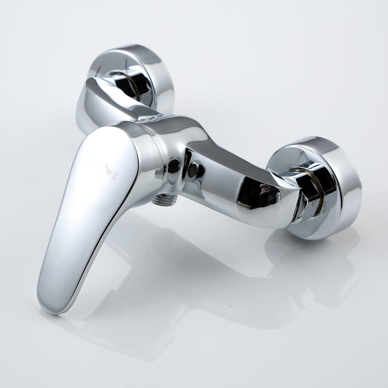 Смеситель для ванны хром, настенный, с дождевым режимом