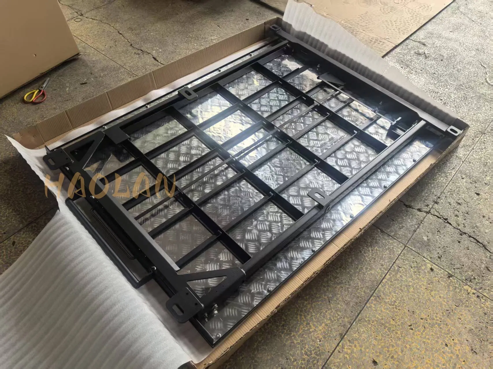 Алюминиевый выдвижной лоток для кузова пикапа