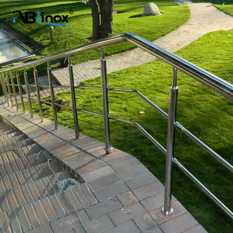 Hot Style Balcony Railing Stainless Steel Glass Railing Balustrade