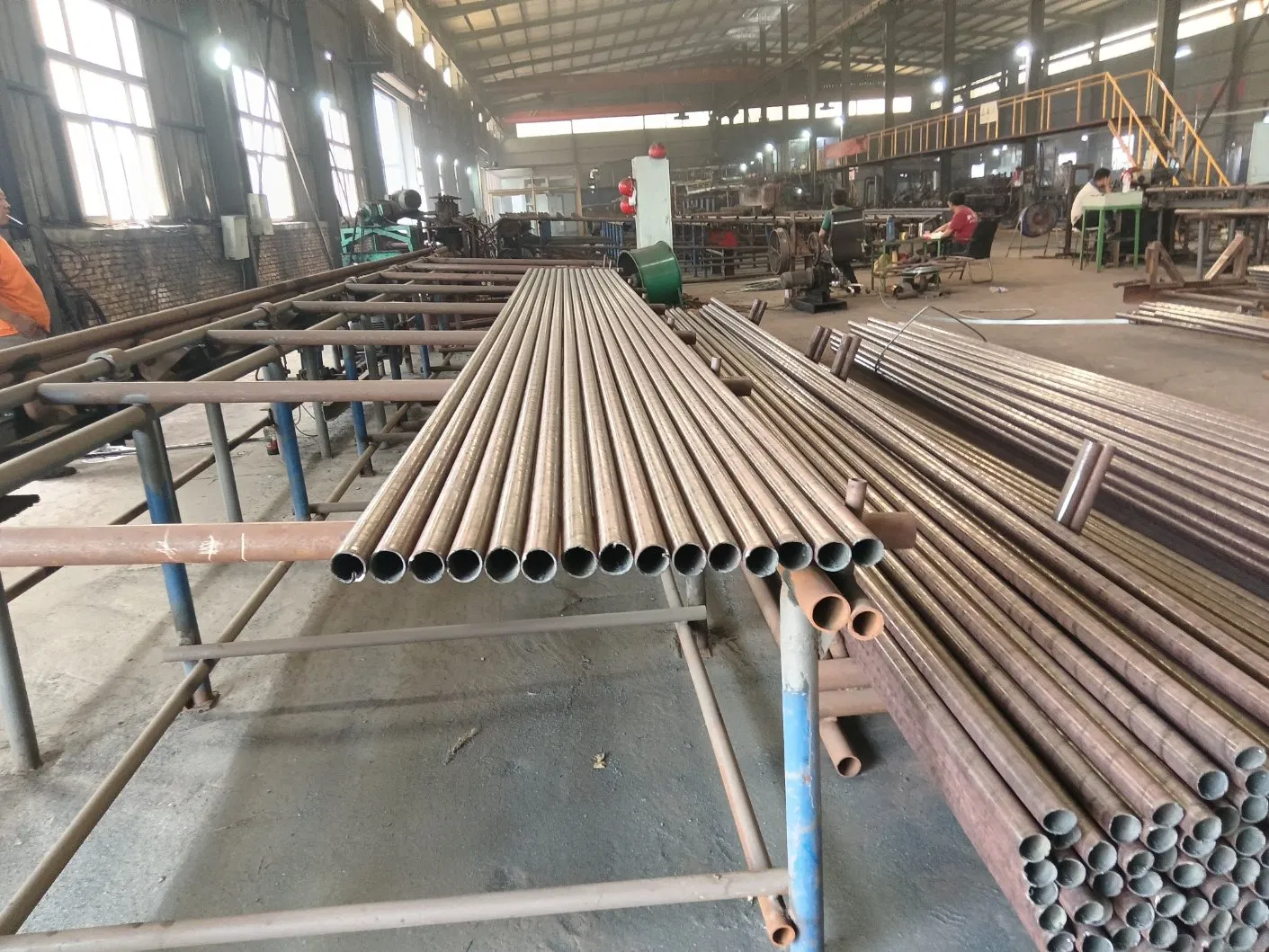 Durable Seamless Steel Pipe for Construction and Manufacturing Needs