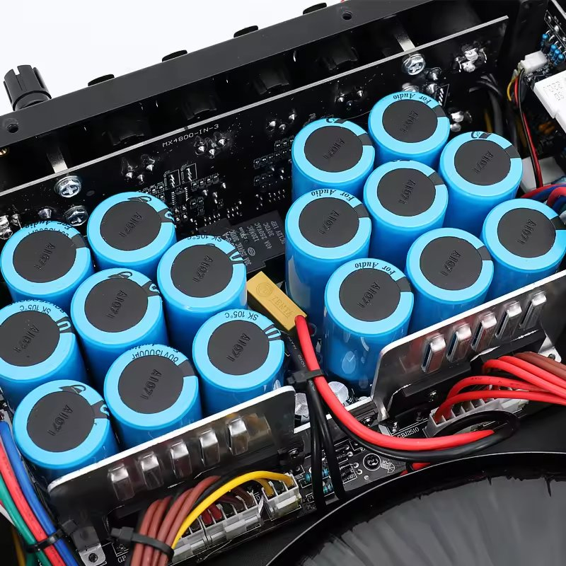 Premium Quality 4 X 800W Multi-Channel Audio Amplifier