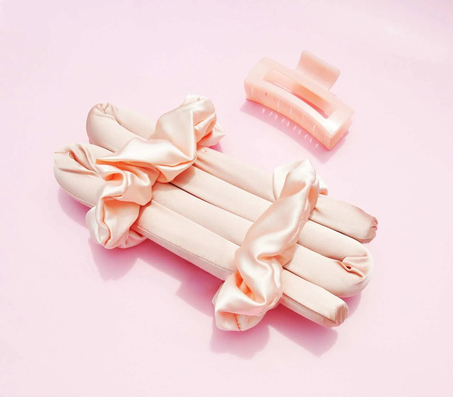 Wholesale 16mm 19mm 22mm Popular Heatless Silk Hair Curler for Female