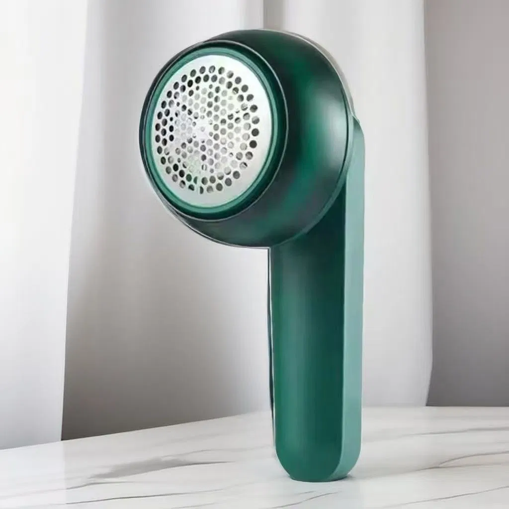Processing of Small Lint Remover for Clothing Care Sweater Lint Remover