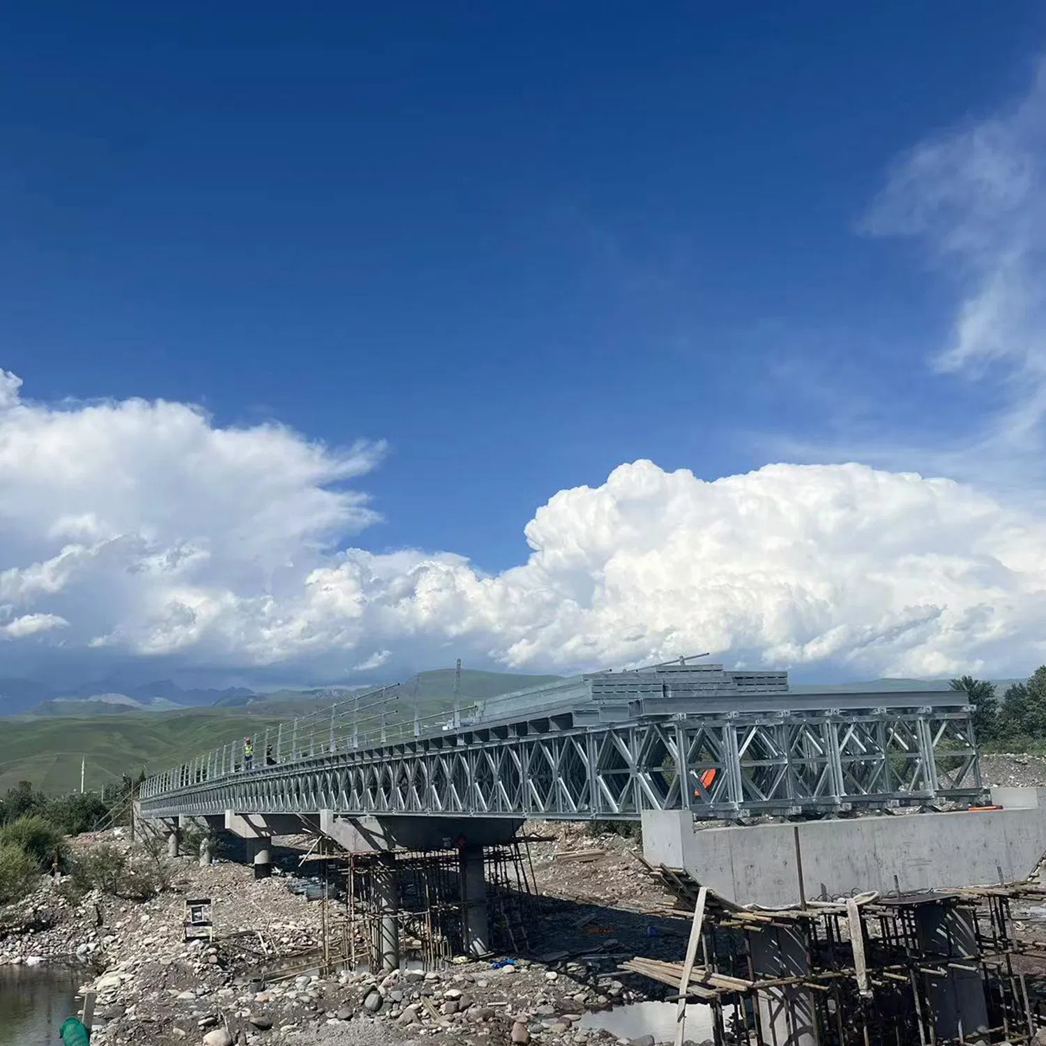 Steel Structure Strength Truss Bridge