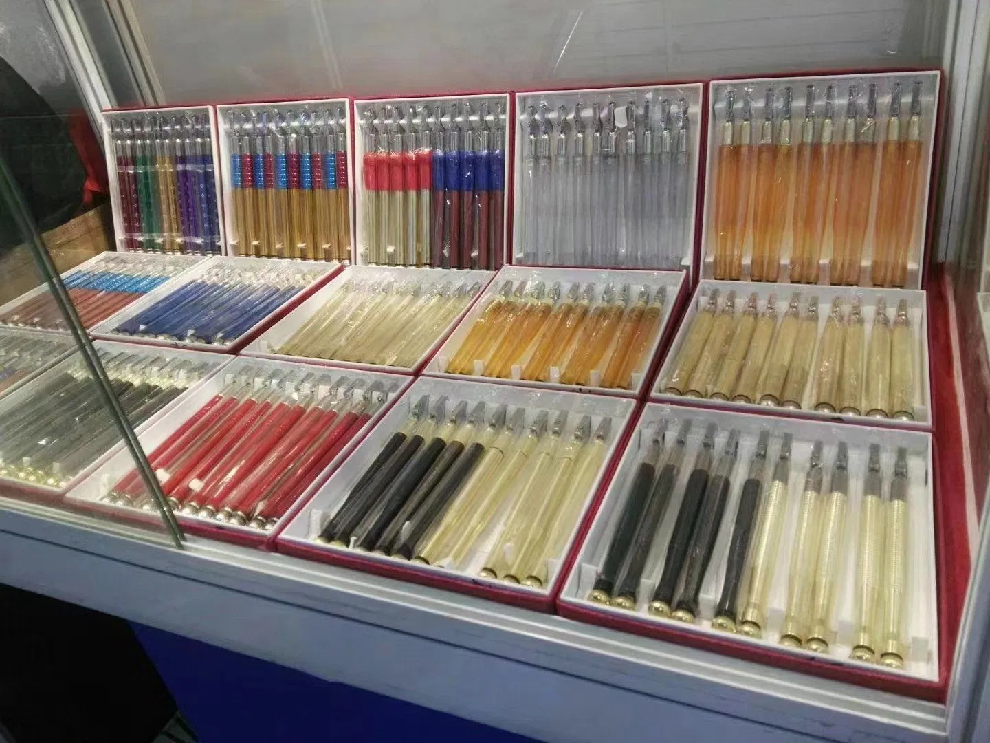 Steel Hand Oil Feed Diamond Glass Cutter with High Quality