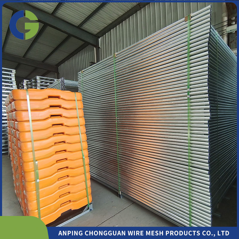 Security Fence Galvanized Outdoor Portable Feet China Style Base Construction Site Temporary Fence Panel Safety Fence