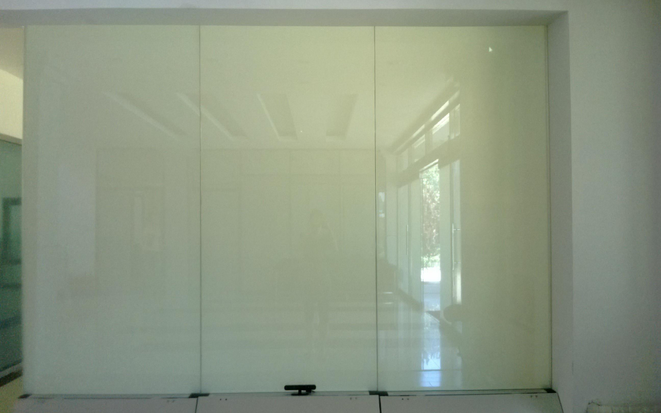 High-Toughness Energy-Saving Smart Film Glass 5mm/10mm/19mm for Buildings/Industrial/Residential Price