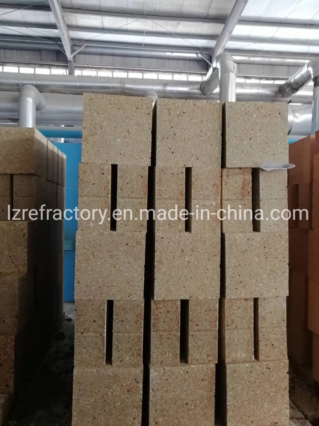 Муллитокремнеземистый андалузитовый кирпич для переходной зоны