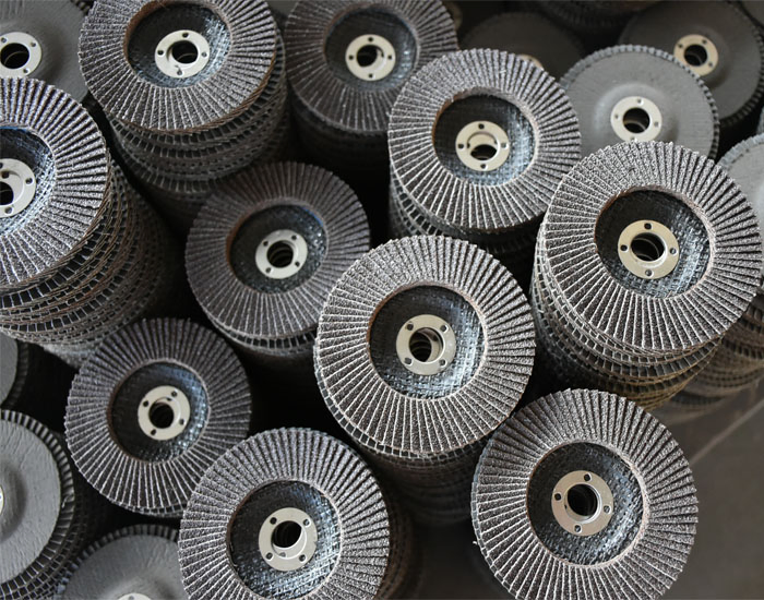 Лепестковый круг 7 дюймов 60# для болгарки, черный