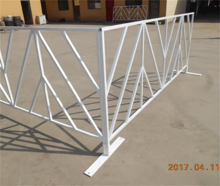 Galvanized Metal Event and Traffic Crowd Control Barrier Fence