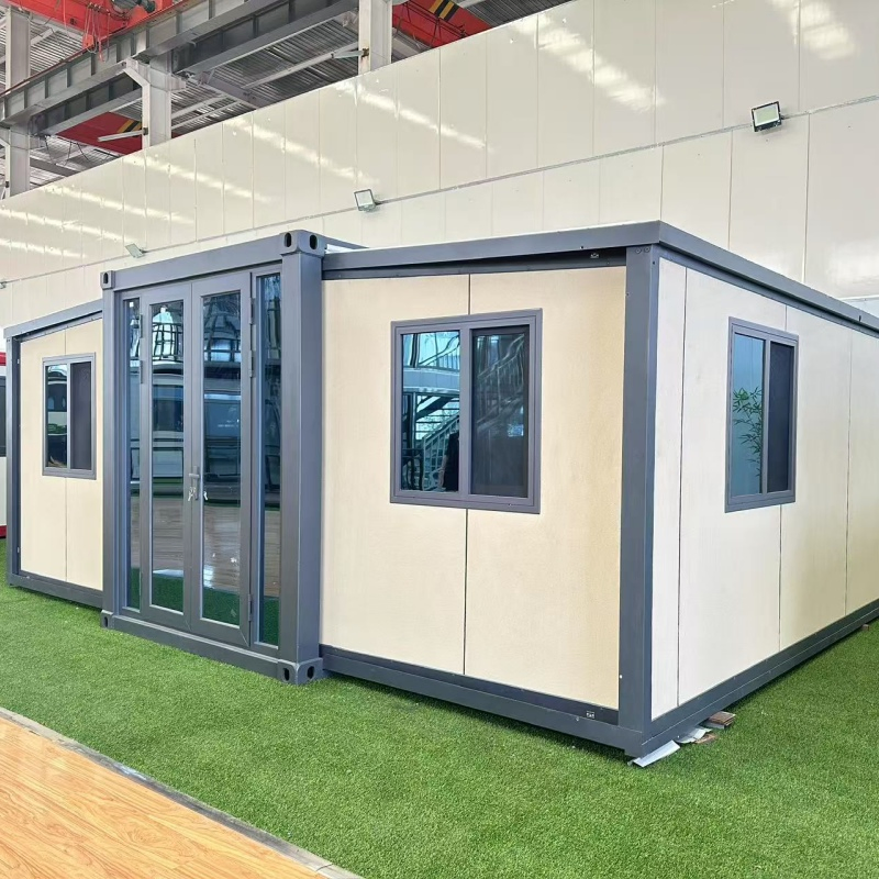 Small Mobile Wooden Modular Prefabricated Welding Standard Storage Container House Prefabricated Expansion Container House Mini Convenient Small House with Bedr