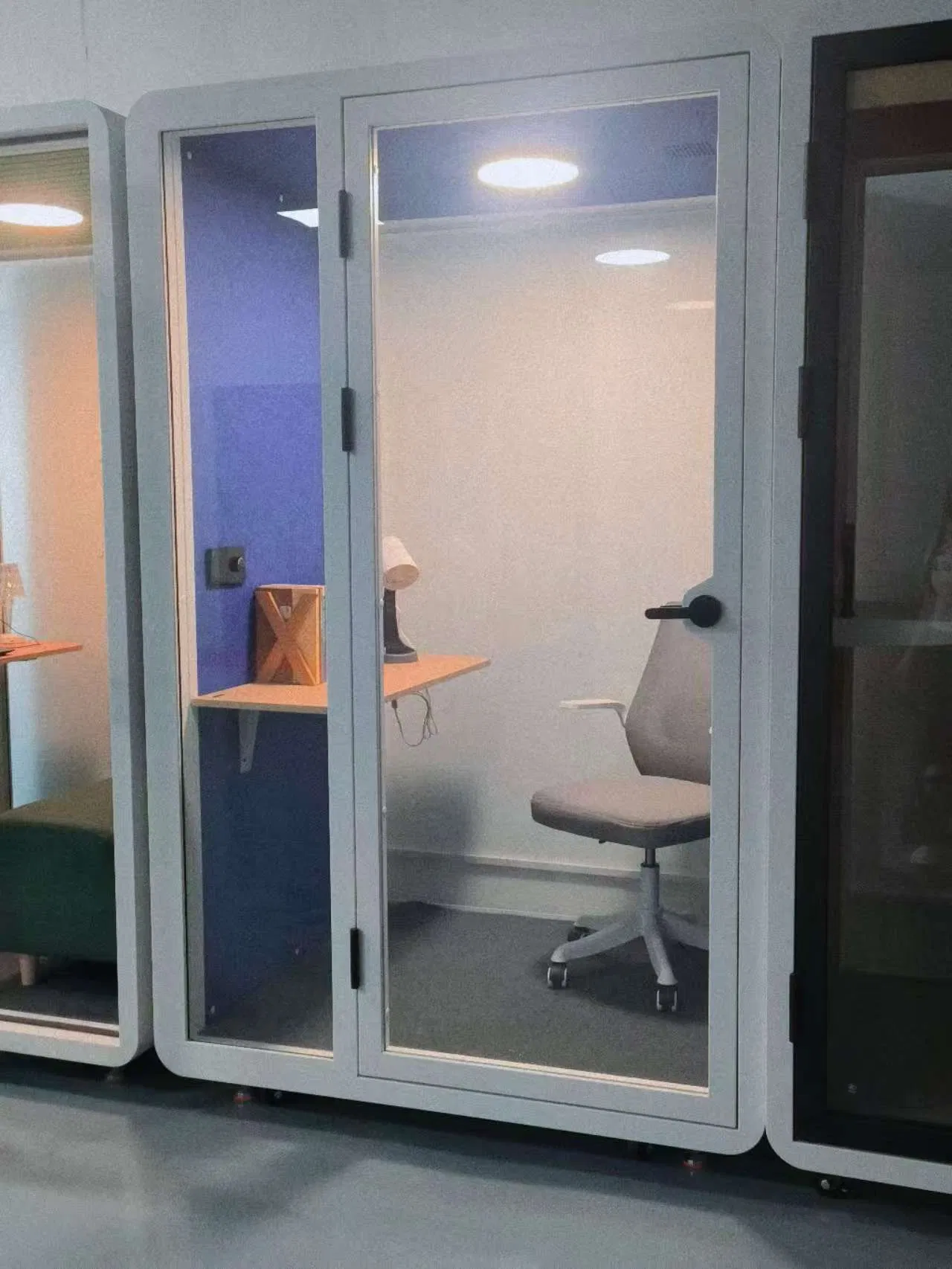 Customizable Soundproof Booth for Enhanced Audio Experience Office Pod