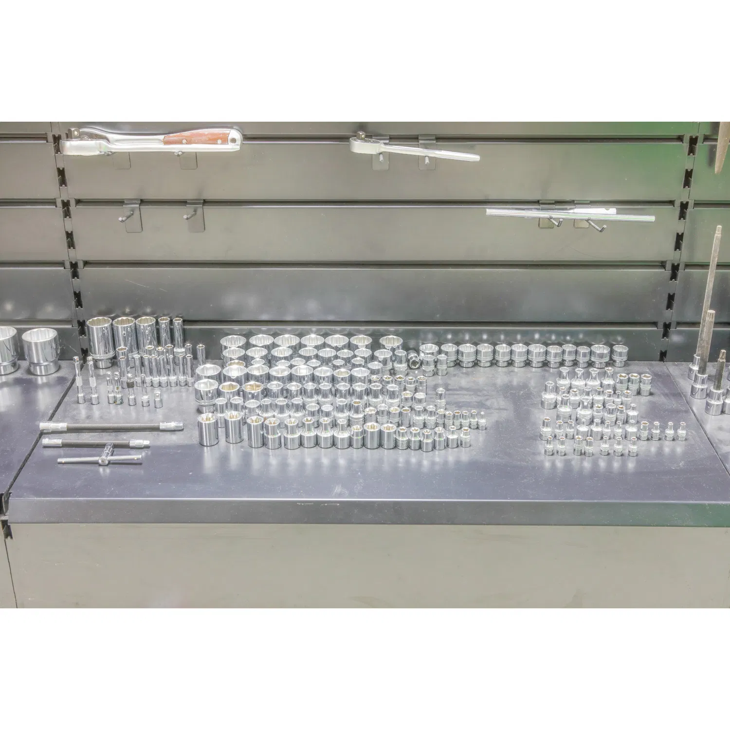 Пневматический краскопульт IWA 631-000, картриджный