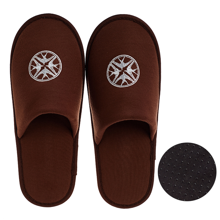 Wholesale 5 Star SPA Hotel Room Slippers Custom Logo Anti-Slip Dotted Fabric Sole Disposable House Guest Slippers