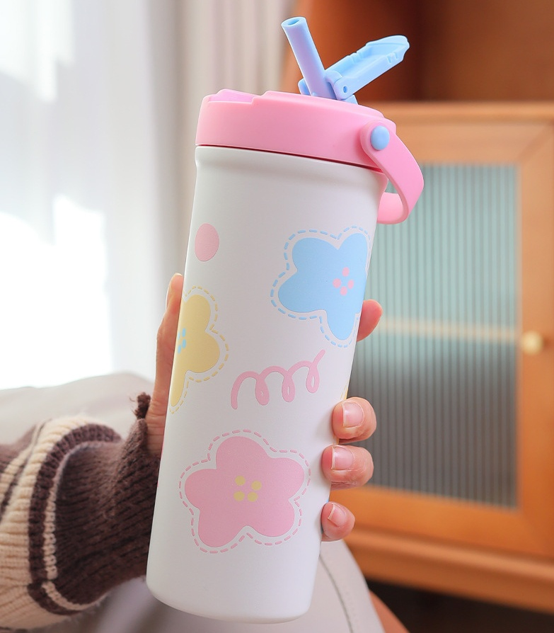 601ml700ml New Trendy Straw Insulated Cup Outdoor Car Cup Picnic Large-Capacity Cup