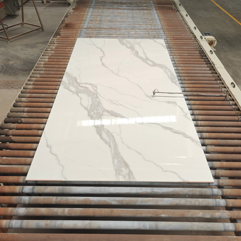 Porcelain Slab Calacatte Venato Marble Tiles for High End Furniture Design